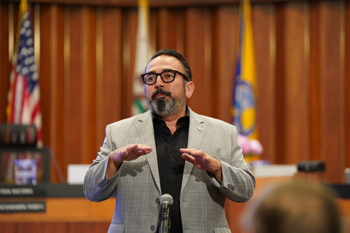 Audit dispute sparks clash between Vazquez and police union